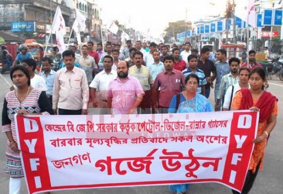 Left front held protest rally slamming central govt. for price-hike, amidst poor pay-structure / food price hike price under Tripura state Govt. 